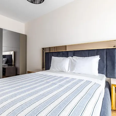 Daire Flat With Stunning View Balcony 4 Min To Coast