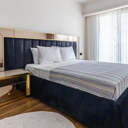 Flat With Stunning View Balcony 4 Min To Coast * イスタンブール