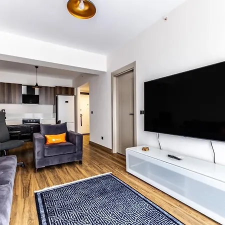 アパート Flat With Stunning View Balcony 4 Min To Coast イスタンブール